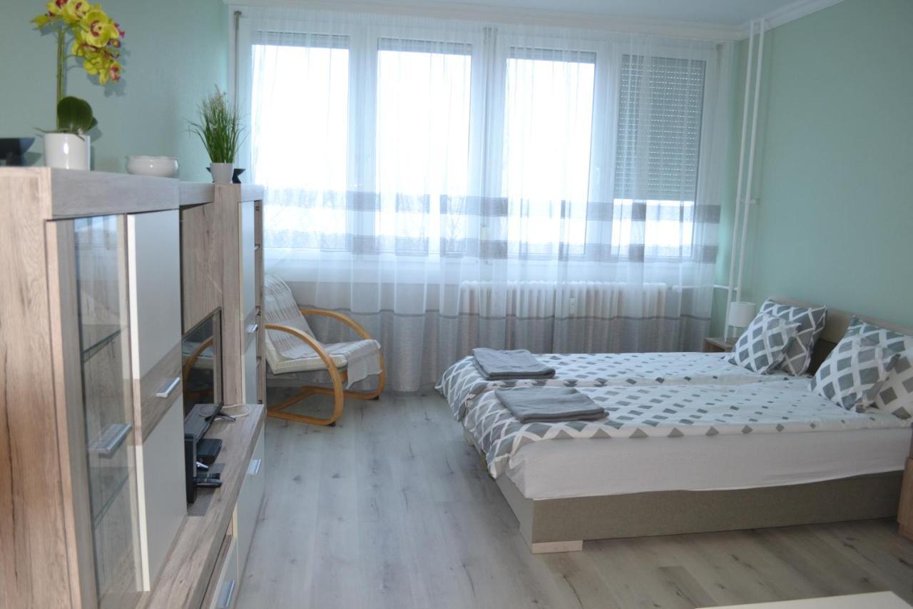 Sweet Dreams Apartman Nyiregyhaza Exterior foto